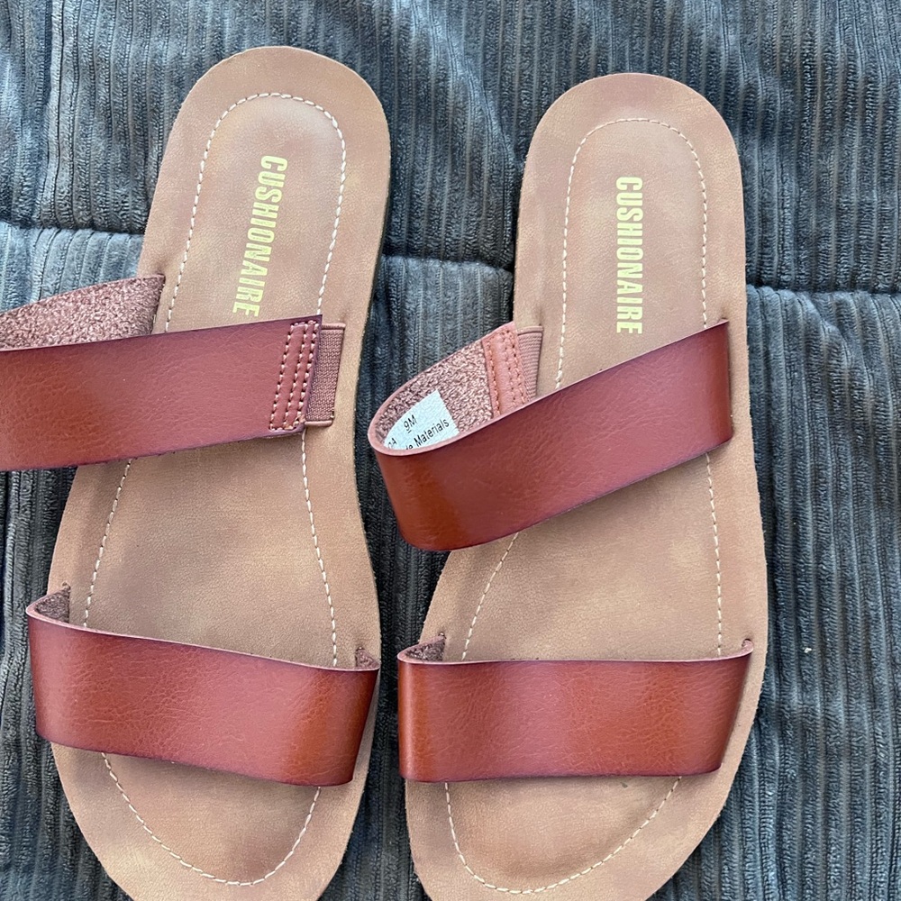 Cushionaire Women's Tan Slide Sandals